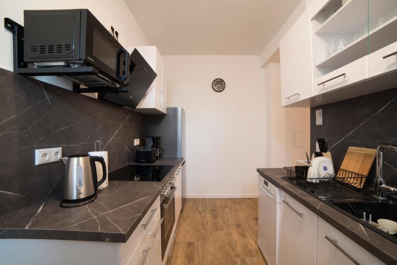 Schoene Ferienwohnung 78M2, 3 Schlafzimmer, 2 Baeder, Zentrumnah, 1Og Erfurt Exterior foto